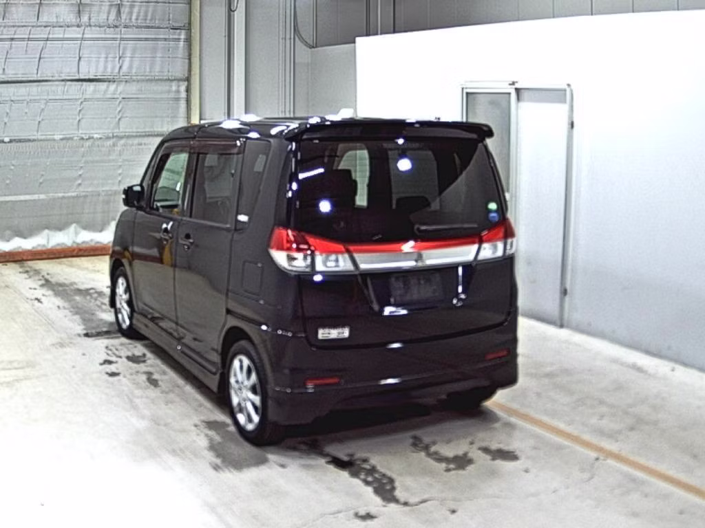 MITSUBISHI DELICA D:2