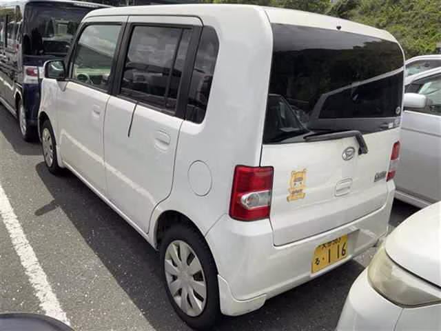 DAIHATSU MOVE CONTE