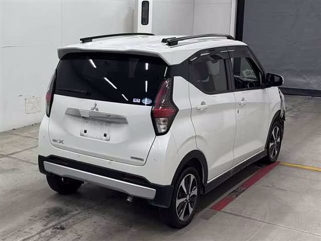 MITSUBISHI EK X