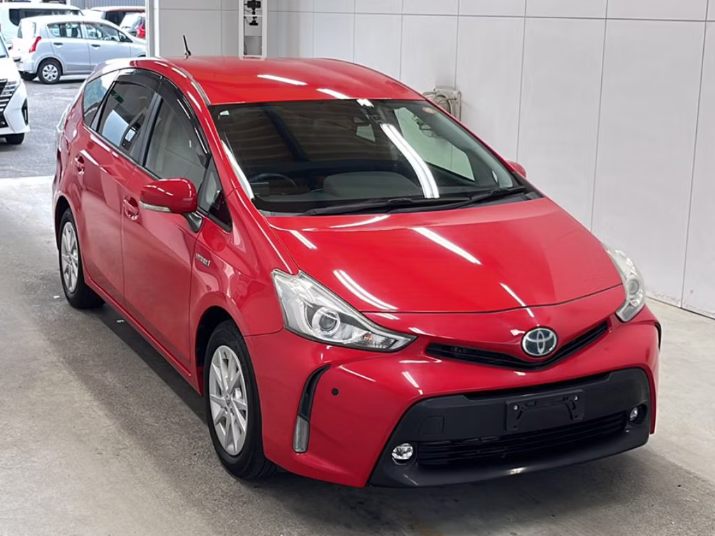 TOYOTA PRIUS ALPHA