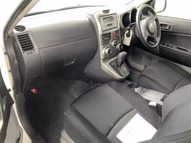 TOYOTA RUSH