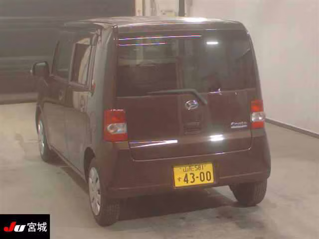 DAIHATSU MOVE CONTE