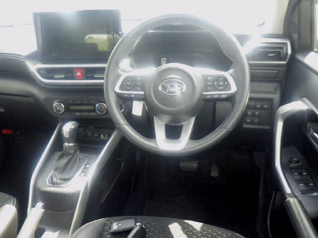 DAIHATSU ROCKY