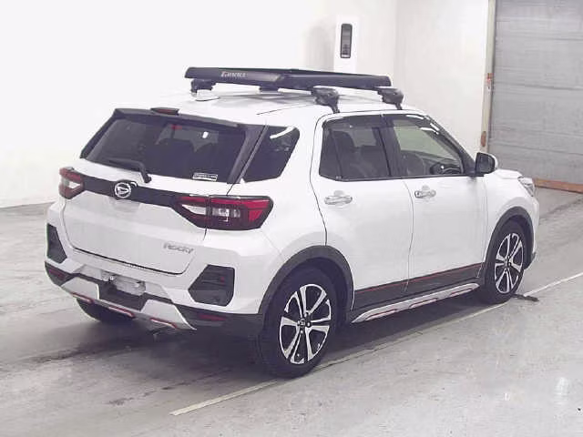 DAIHATSU ROCKY