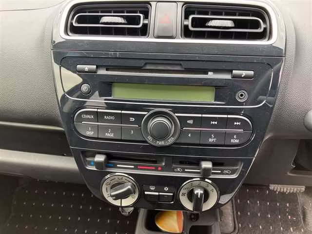 MITSUBISHI MIRAGE