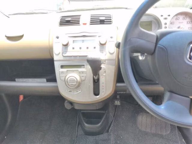 HONDA LIFE