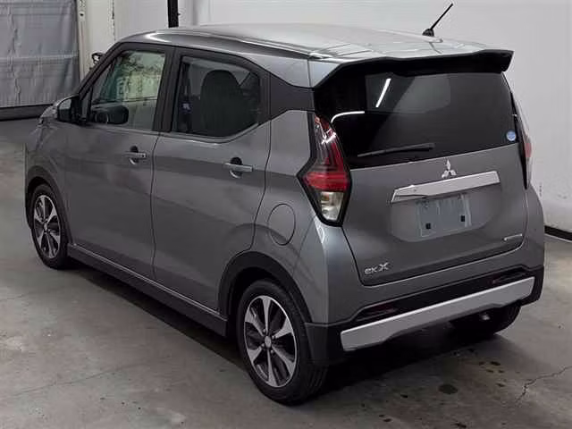 MITSUBISHI EK X