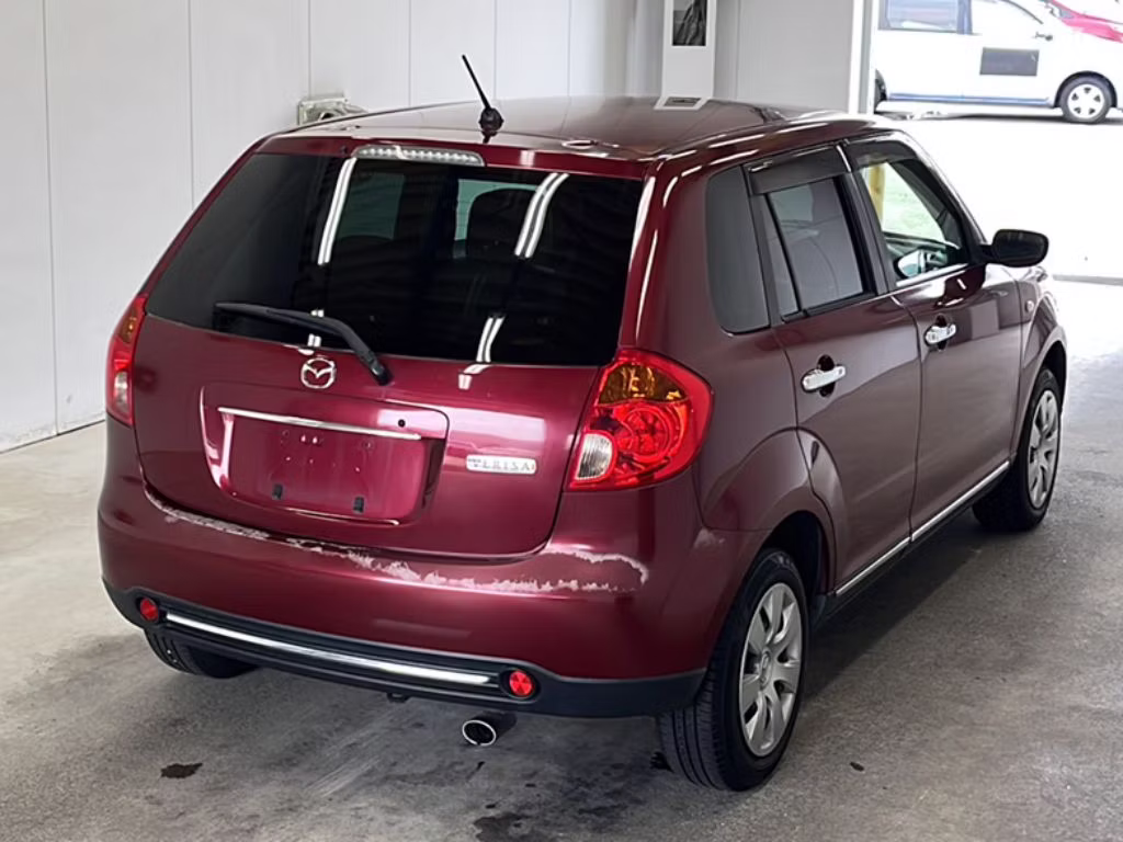 MAZDA VERISA