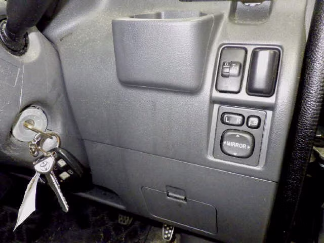 TOYOTA PIXIS VAN