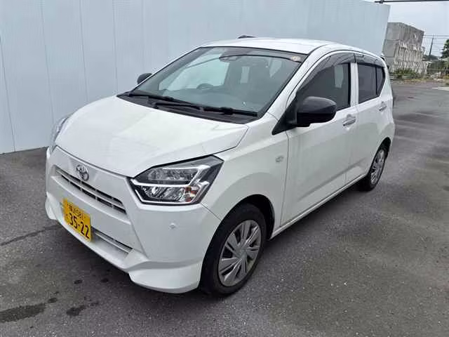 TOYOTA PIXIS EPOCH