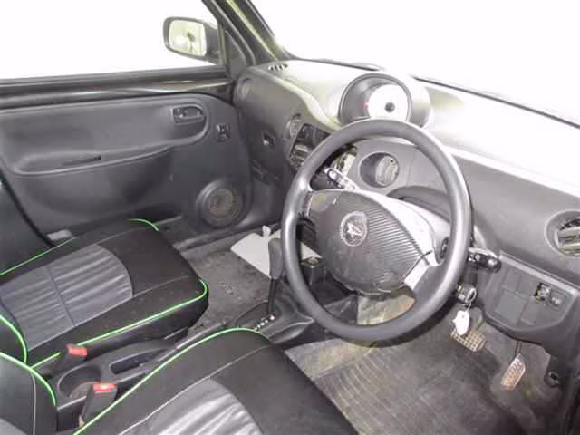DAIHATSU ESSE