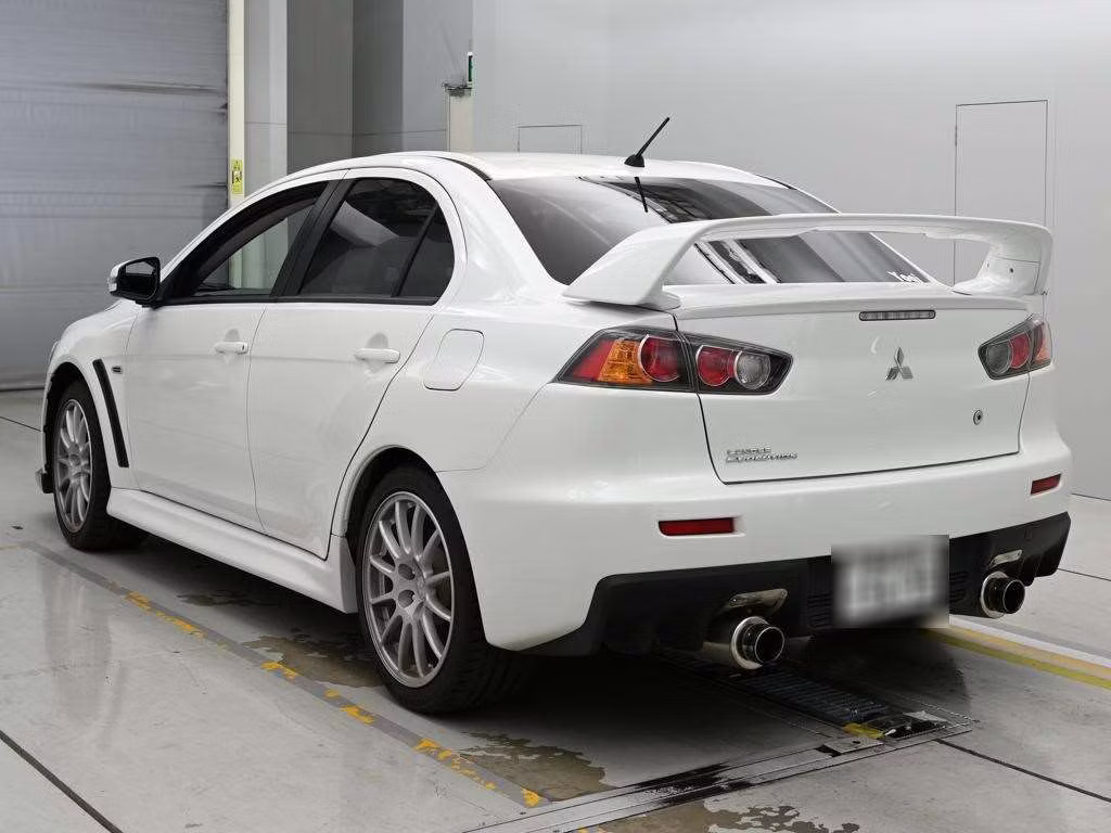 MITSUBISHI LANCER EVOLUTION
