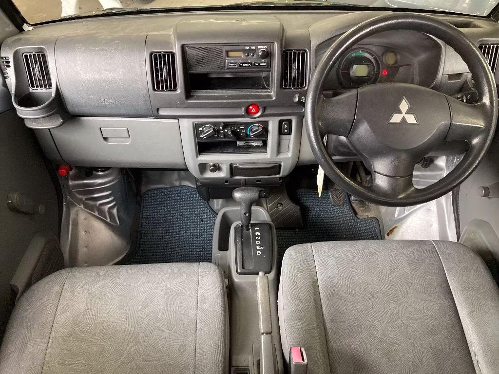 MITSUBISHI MINICAB MIEV