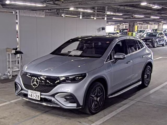 MERCEDES-BENZ EQE SUV