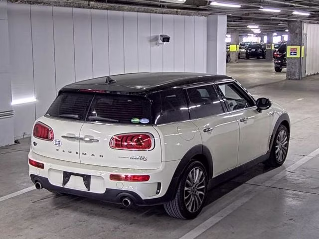 MINI CLUBMAN