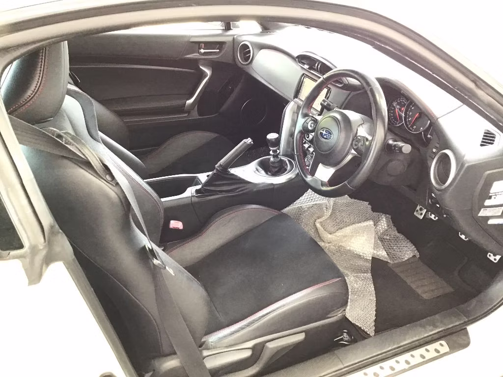 SUBARU BRZ