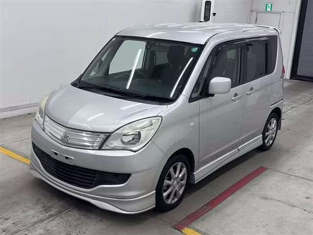 MITSUBISHI DELICA D:2