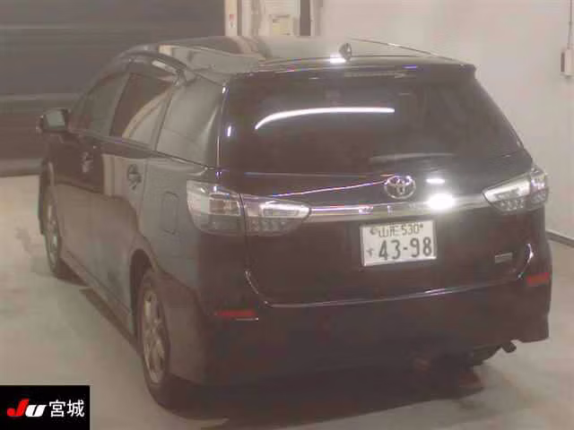 TOYOTA WISH