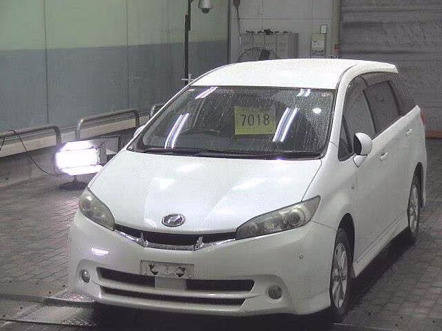 TOYOTA WISH
