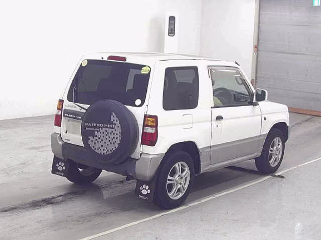 MITSUBISHI PAJERO MINI