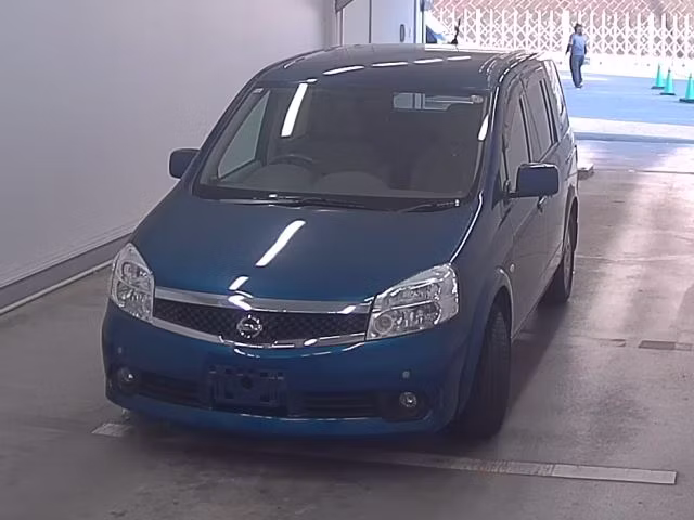 NISSAN LAFESTA