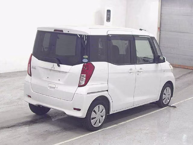 MITSUBISHI EK SPACE