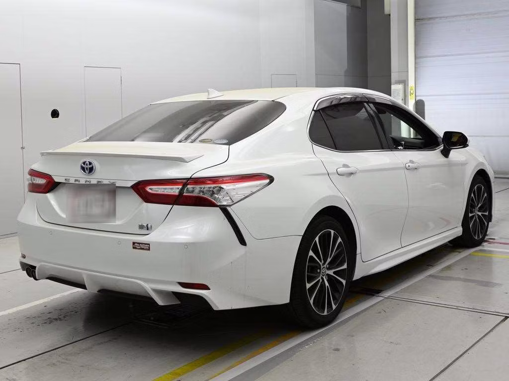 TOYOTA CAMRY