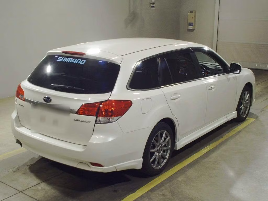 SUBARU LEGACY
