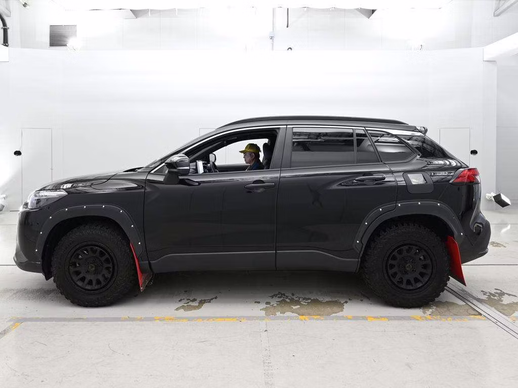 TOYOTA COROLLA CROSS