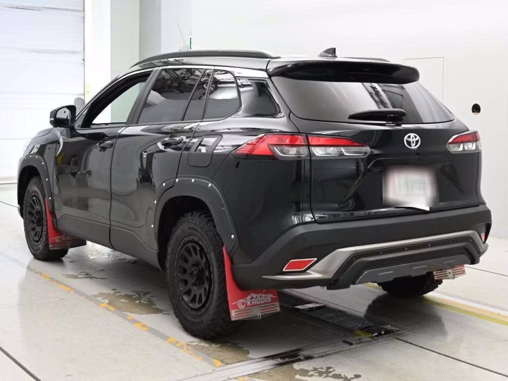TOYOTA COROLLA CROSS