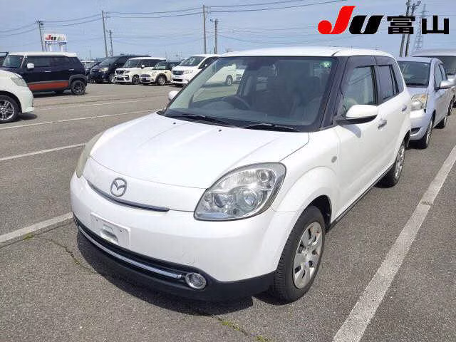 MAZDA VERISA