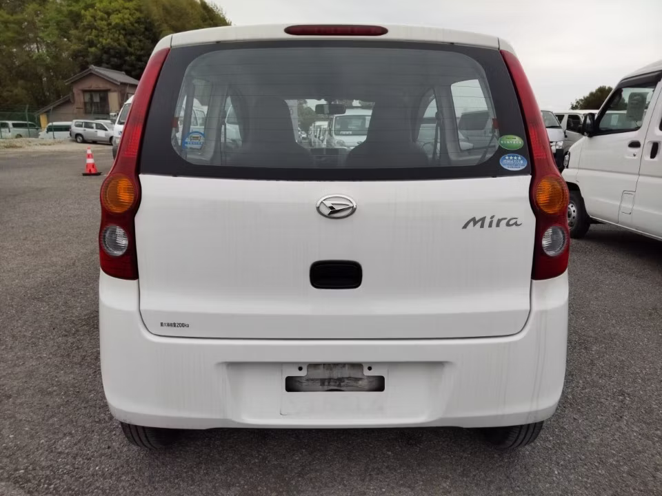 DAIHATSU MIRA