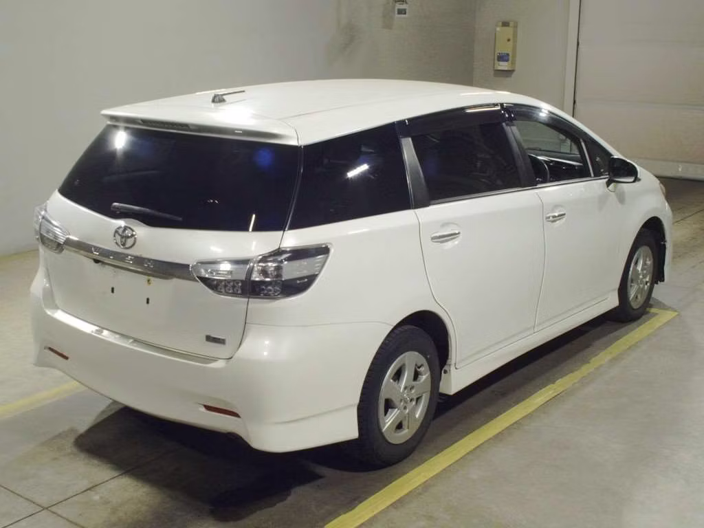 TOYOTA WISH