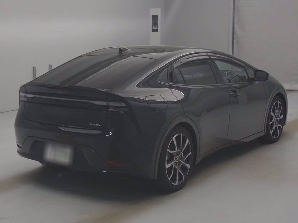 TOYOTA PRIUS PHV