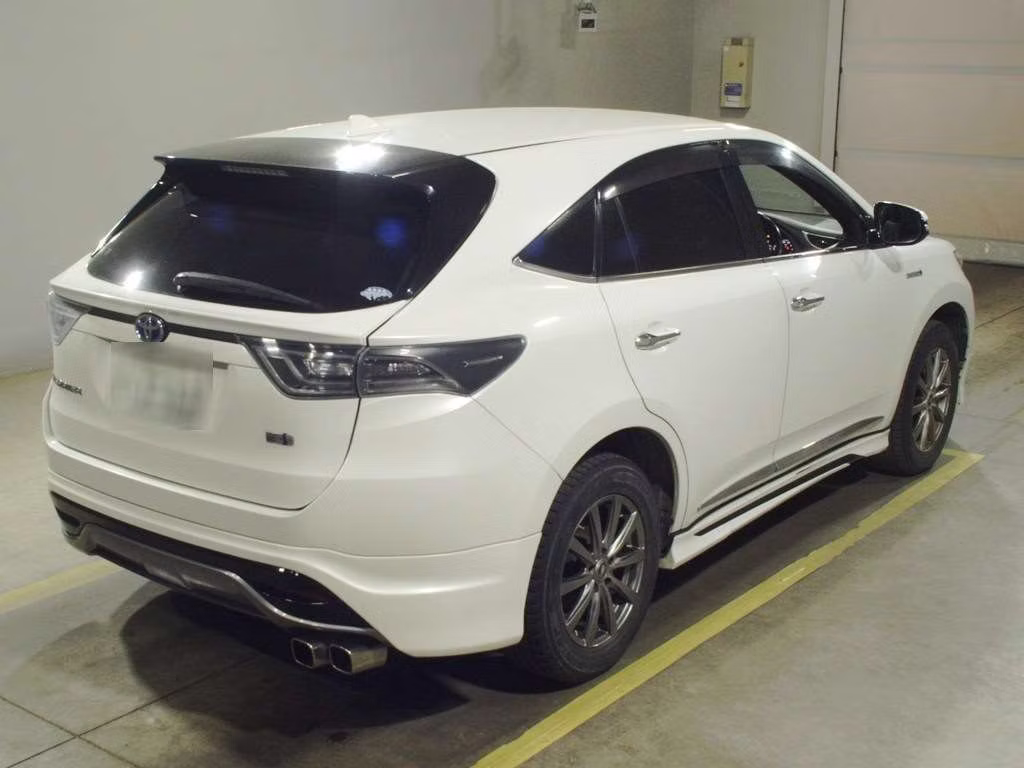 TOYOTA HARRIER