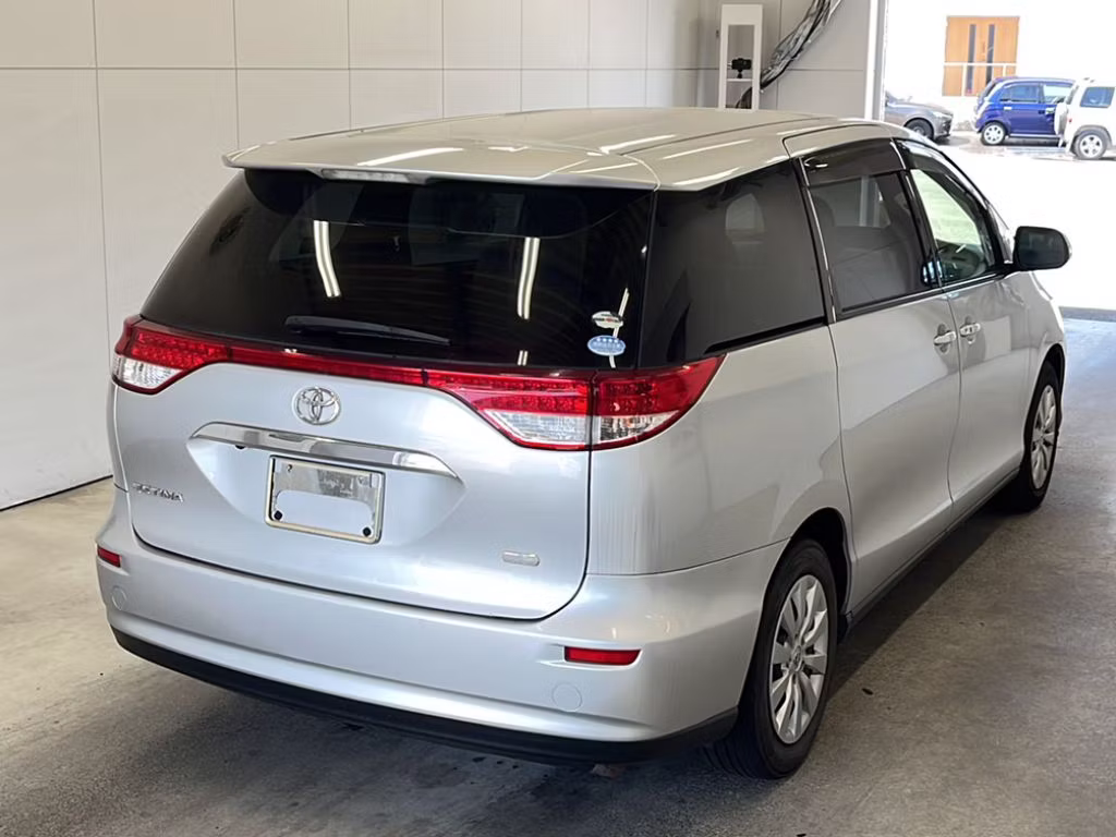 TOYOTA ESTIMA