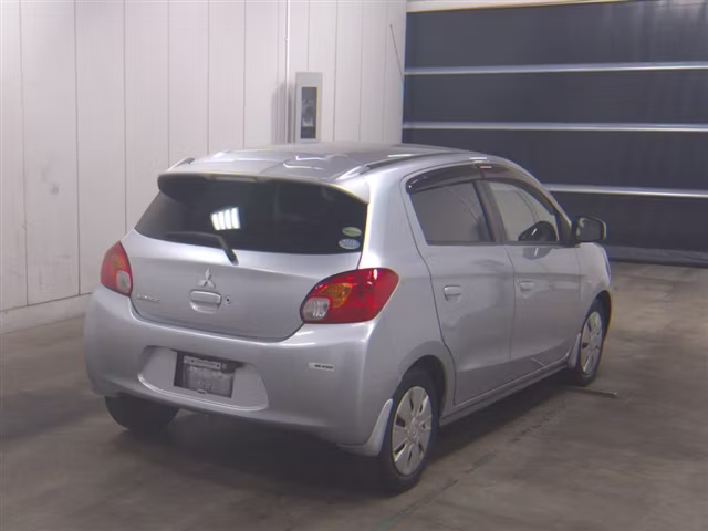 MITSUBISHI MIRAGE