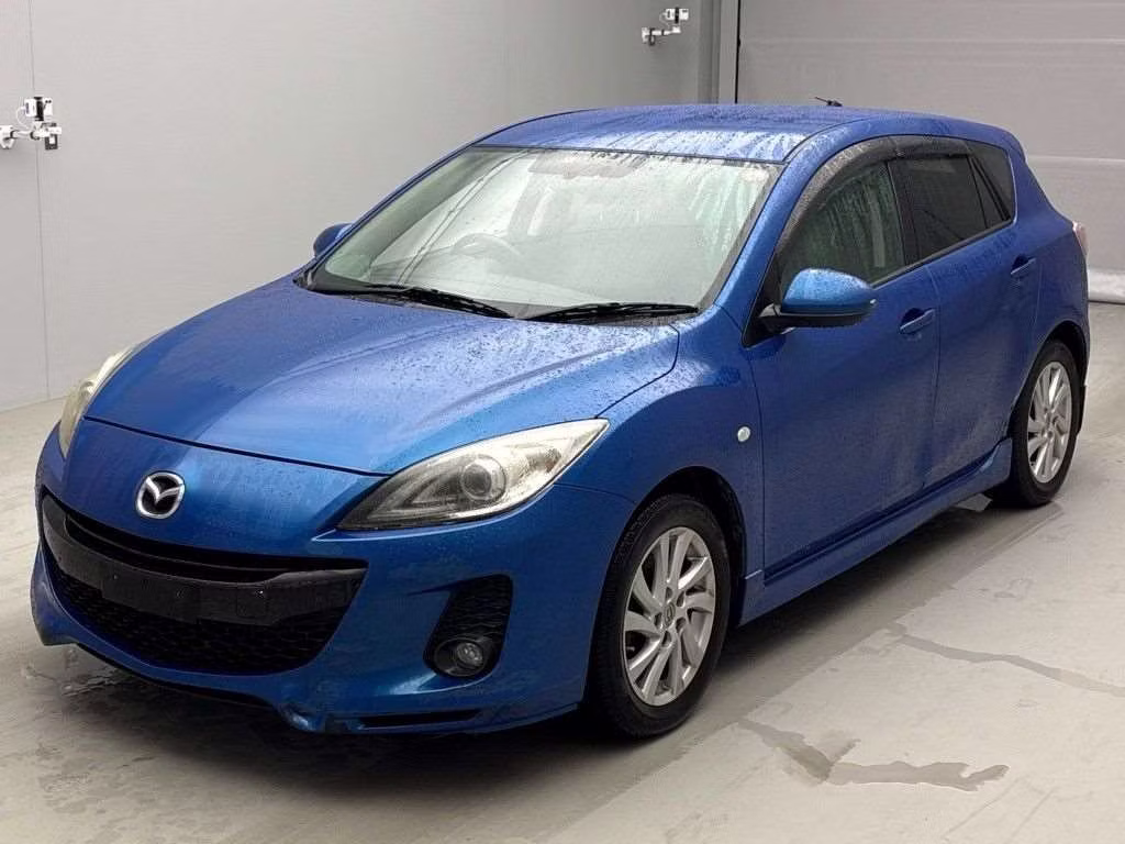 MAZDA AXELA