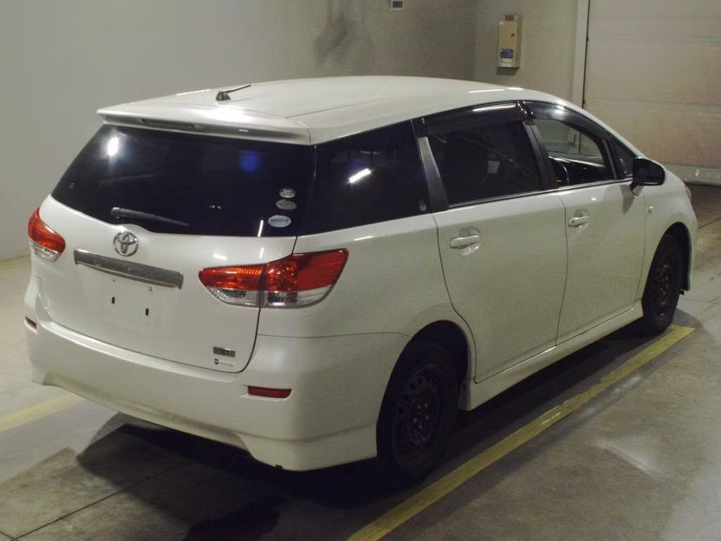 TOYOTA WISH