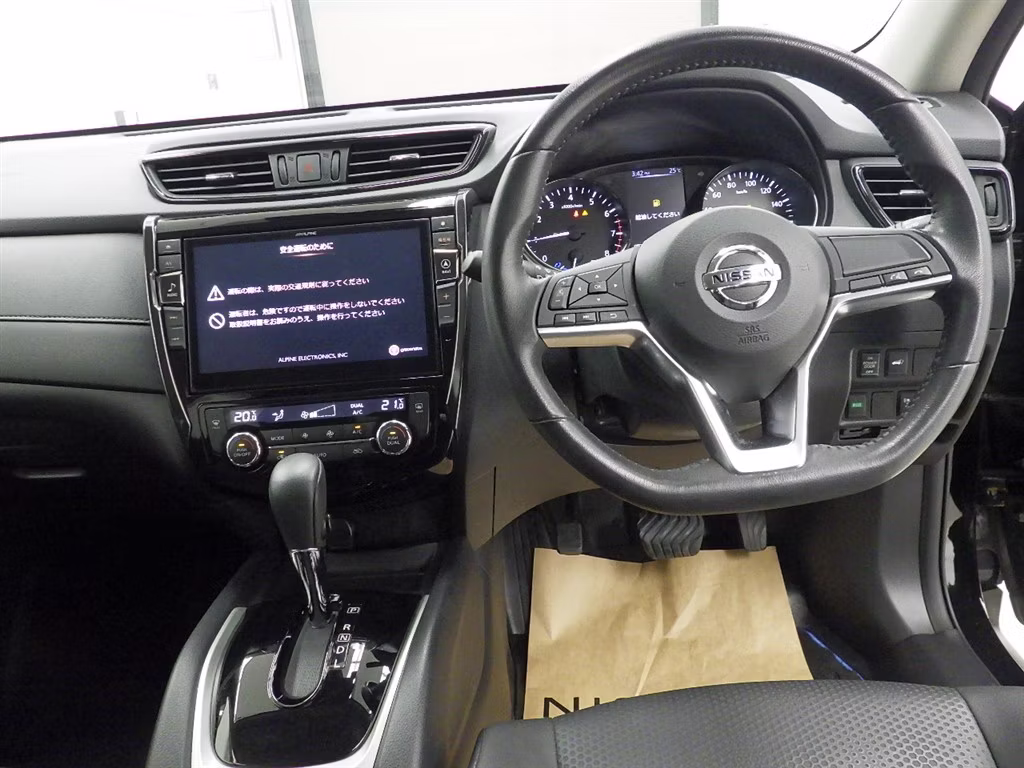 NISSAN X-TRAIL