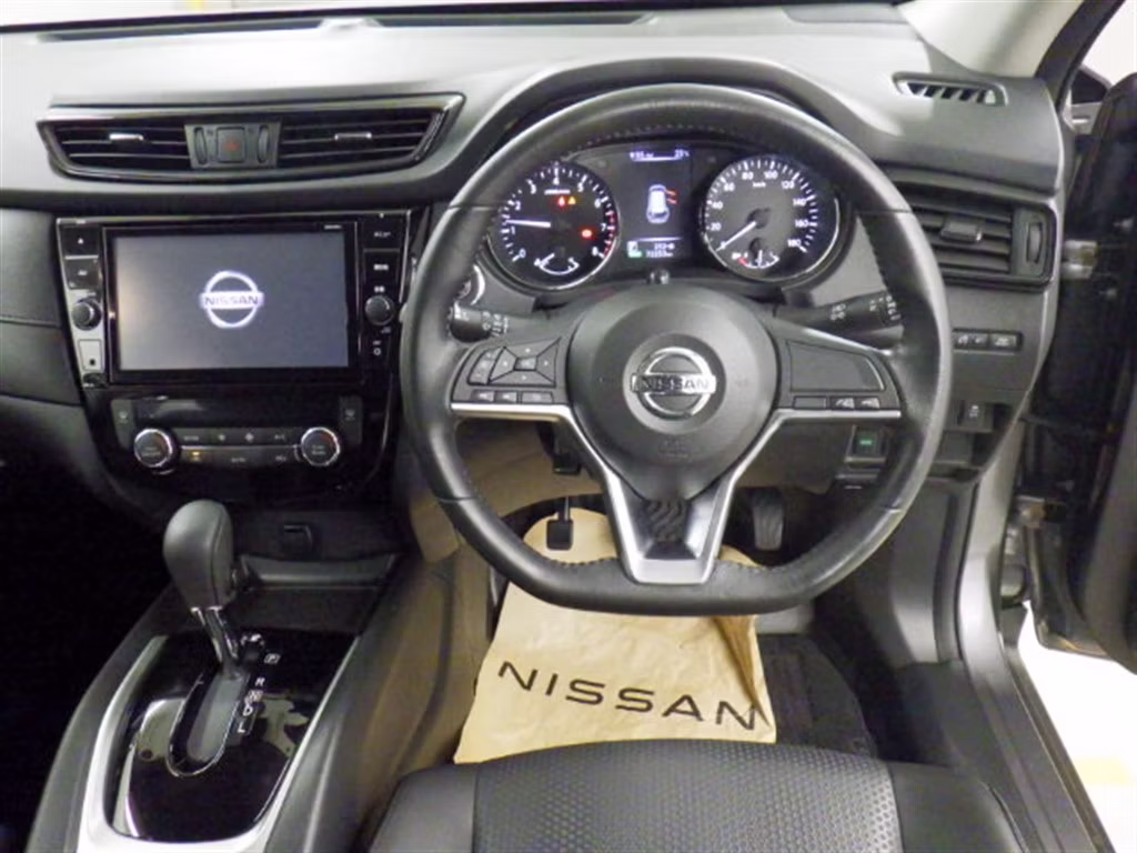 NISSAN X-TRAIL