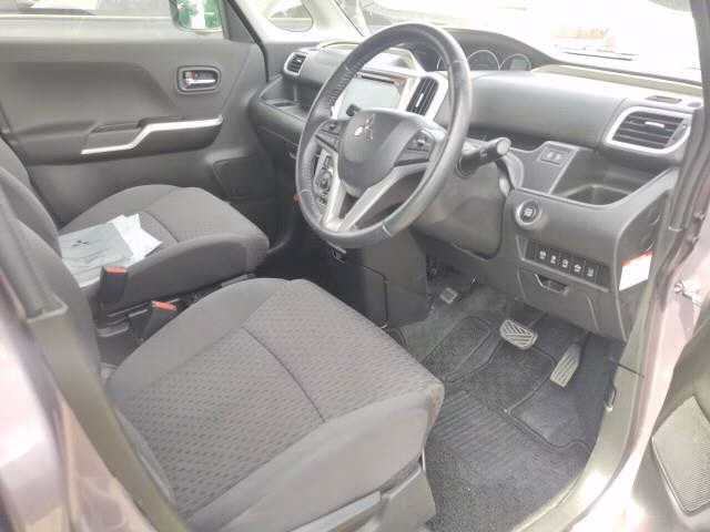 MITSUBISHI DELICA D:2