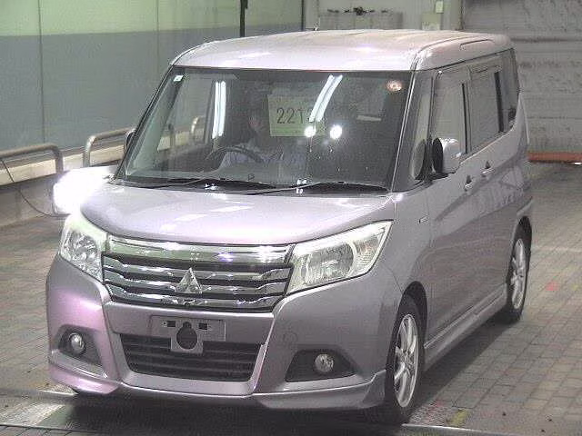 MITSUBISHI DELICA D:2