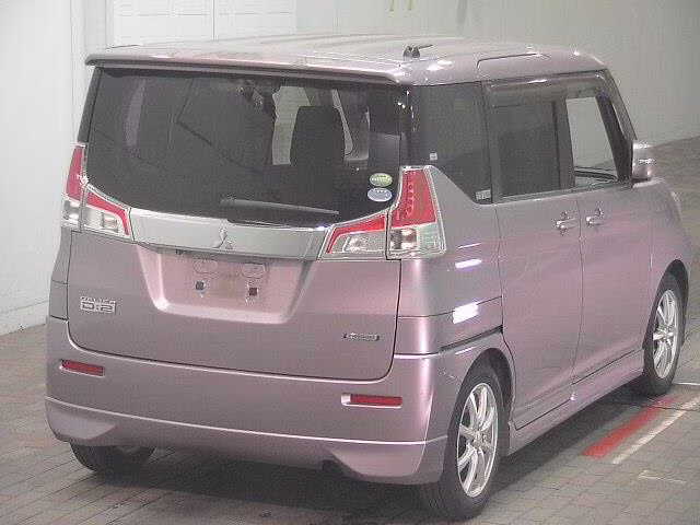 MITSUBISHI DELICA D:2