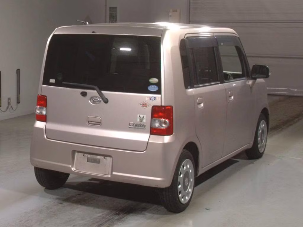 DAIHATSU MOVE CONTE