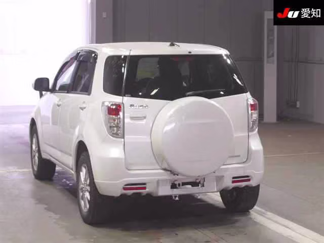 TOYOTA RUSH