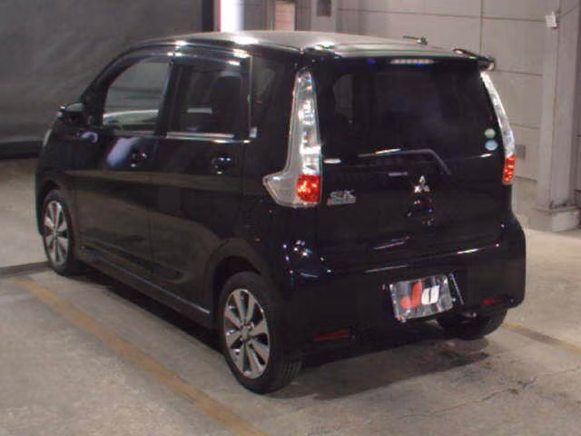 MITSUBISHI EK CUSTOM