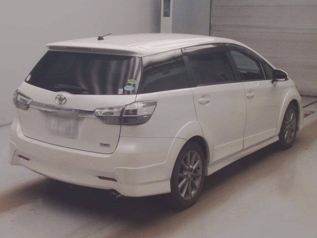 TOYOTA WISH
