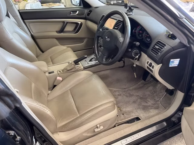 SUBARU OUTBACK