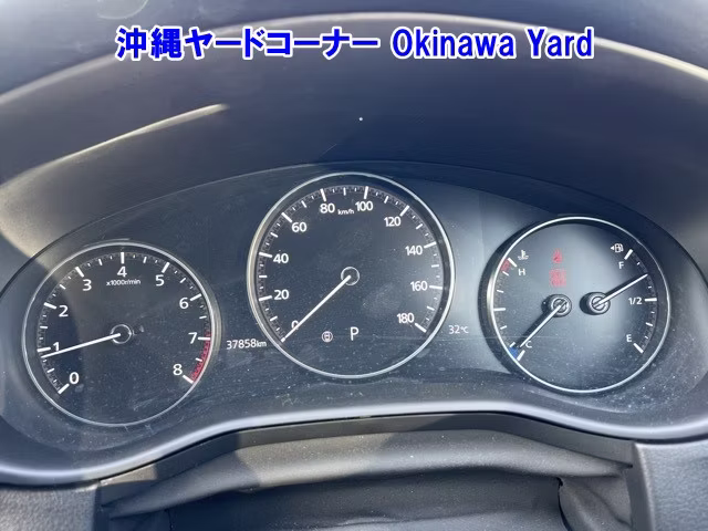 MAZDA CX-30